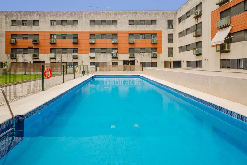 Foto b20150f6-9440-486d-9eb2-b238f99bb48a. Pis amb calefacció aparcament piscina a La Pañoleta Camas