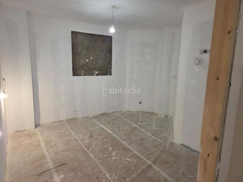 Foto eba1d12e-cf4b-467a-9e6f-b81f589faf07. Local comercial amb calefacció a Getafe norte Getafe