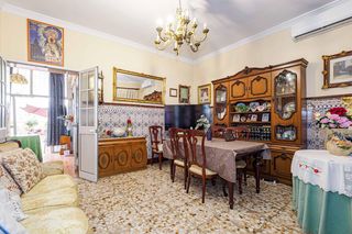 Semi detached house in Sta. Aurelia - Cantábrico - Atlàntico - La Romería