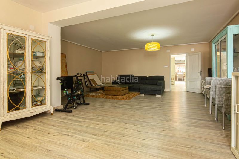 Foto 97a7f017-d72a-4ea7-bdb1-814be2d5e537. Casa amb calefacció aparcament a Oliva pueblo Oliva