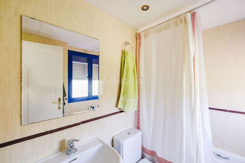 Foto a41e8d01-69dc-4268-9824-9da1c2510daf. Pis amb calefacció aparcament piscina a Chullera Manilva