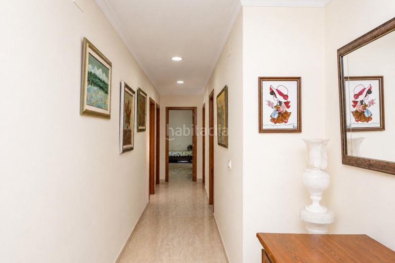 Foto 44fd115b-ce41-404a-a277-66827f6dcdf0. Edificio in Centro Pedreguer