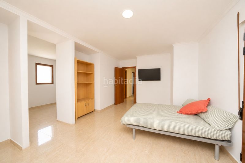 Foto 6f604538-4262-49f9-8b53-b2a2bbceef1b. Edificio in Centro Pedreguer