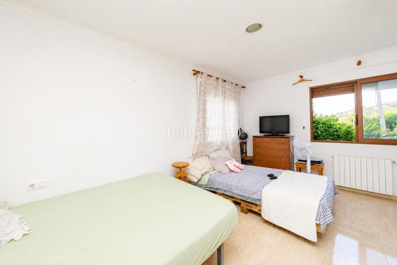 Foto a7264f64-4d97-48c1-8168-1ddd137b2d3a. Edificio in Centro Pedreguer