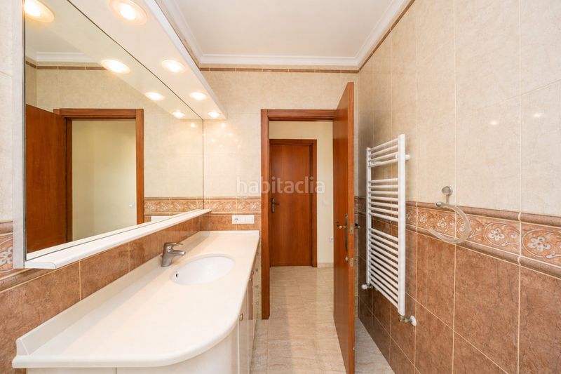 Foto b86813ab-f18d-4513-bb5d-1e55c45adb5f. Edificio in Centro Pedreguer