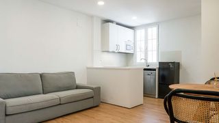 Flat in Calle de Hermosilla