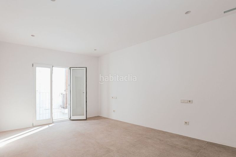 Foto c8a47351-0aa1-40b7-ba7d-95bbe365aa57. Dúplex amb calefacció a Dalt Vila-La Marina Ibiza