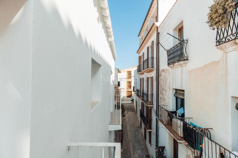 Foto ce50cff6-62f1-4ac4-9f51-789f5e3ae7c0. Dúplex en Dalt Vila-La Marina Ibiza