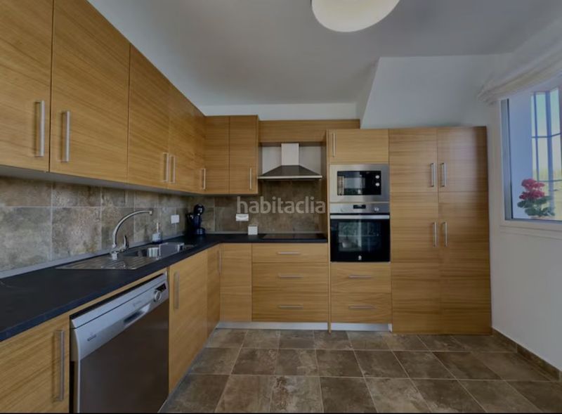 Foto f506c44b-3e6d-4926-90ec-efc6e6de84f8. Casa amb calefacció aparcament piscina a Coín