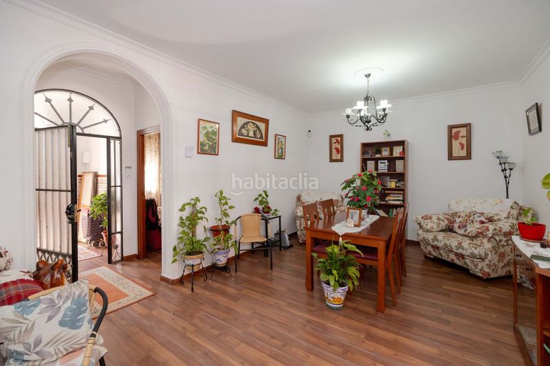 Foto 10a35e0b-f0ff-4b40-9846-ba35a4e7eb7d. Casa amb calefacció aparcament a Pilas