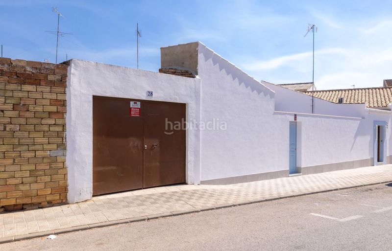 Foto 9ec3c518-72ae-4f7e-8381-8fa4aa6537ff. Casa amb calefacció aparcament a Pilas