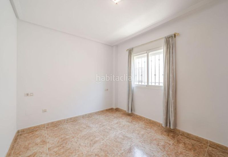 Foto 51ca9990-13de-41dd-b18c-1c1d3e0be4a5. Casa adosada en Zeniamar - Horizonte - La Campana Orihuela