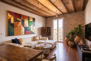 Etagenwohnung  Ronda de sant pau