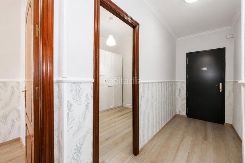 Foto f7b19f63-e35d-4757-9504-574a9aaa5891. Pis amb calefacció a Ciudad Jardín Sevilla