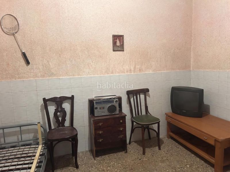 Foto ede659a0-5325-4d78-b5d9-c4e10aa2ef13. Casa adossada amb calefacció a Cox