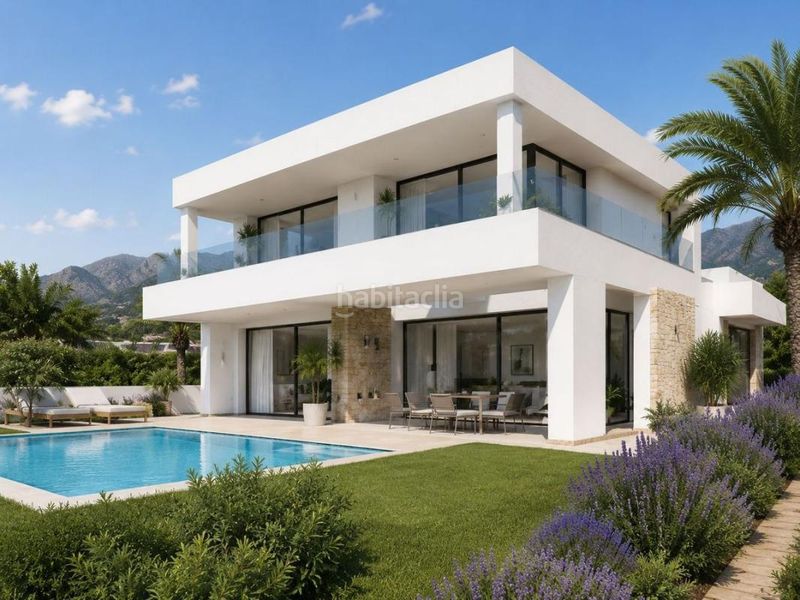 Foto 48ec18f9-db60-4276-8253-4a02d43111c4. Terreny residencial a Avda Pescia - Ctra de Frigiliana Nerja