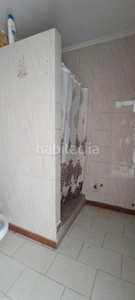 Foto a2fb3d28-6c8a-40d2-a6e5-d1c0df8a765a. Edificio in Ondara
