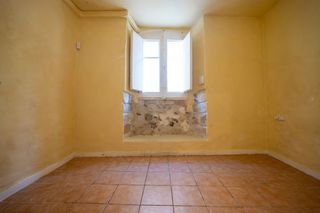 Ground floor in Dalt Vila-La Marina