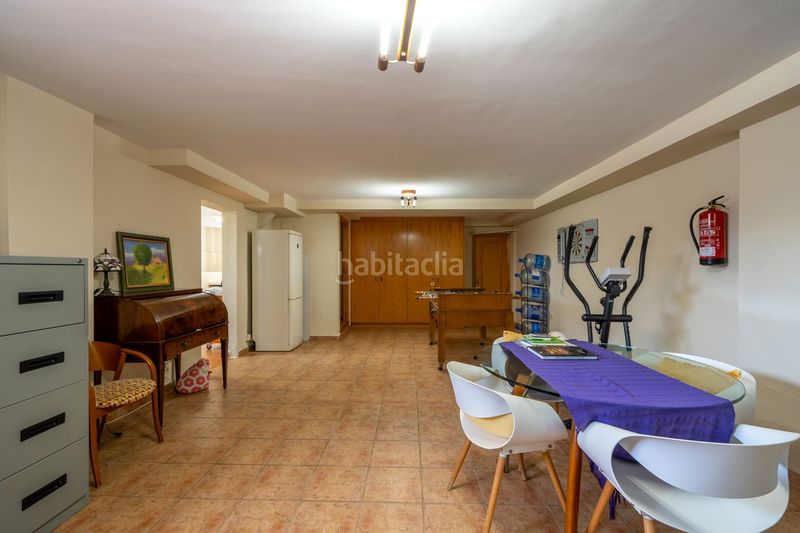 Foto 94f25359-b870-49d1-b161-f92a0bdaa4c5. Xalet amb calefacció aparcament piscina a Los Girasoles Sant Vicent del Raspeig