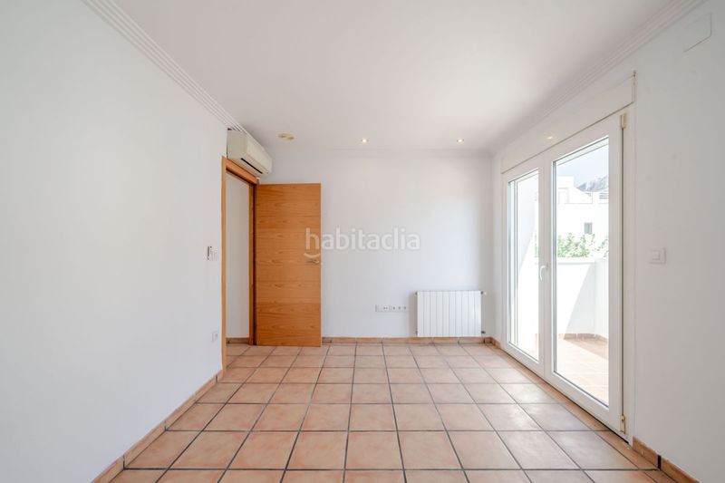 Foto 12046f30-2866-4c3e-9652-63d2c2c768ac. Casa amb calefacció aparcament piscina a La Pedrera-Vessanes Dénia