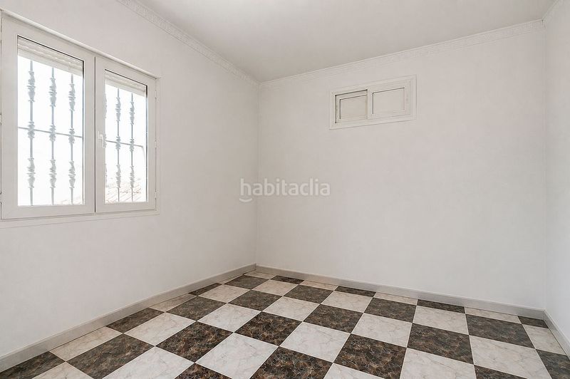 Foto 27c0bffa-ee29-4345-b262-ed36482b3a3c. Casa adossada amb calefacció a Pilas