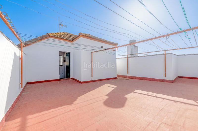 Foto ce7c24ce-3e77-4cbc-bb5a-8c65dd4decea. Pis amb calefacció a Villegas Sevilla