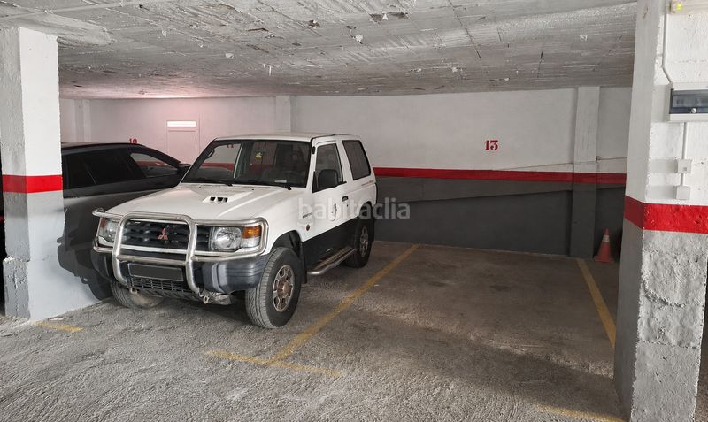 Foto bc981fa2-3587-4723-822e-aab3fefe9904. Aparcament cotxe a La Carihuela - Los Nidos Torremolinos