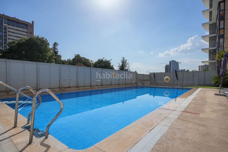 Foto 5a555884-7903-439c-a0d1-e1c3c868b2de. Àtic amb calefacció aparcament piscina a Peñagrande Madrid