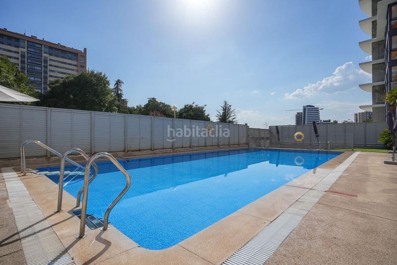 Foto c9ae9d92-91ff-4eba-b7f5-4fa8b5d405f5. Àtic amb calefacció aparcament piscina a Peñagrande Madrid