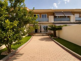 Semi detached house  Carrer union europea