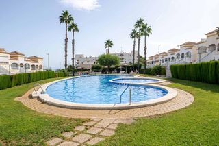 Rez-de-chaussée  Avinguda d'escandinàvia