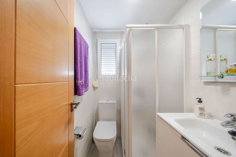 Foto f5b9f1ab-6126-4e21-9886-be1e8750400e. Pis amb calefacció aparcament piscina a Rincón Bajo Benidorm