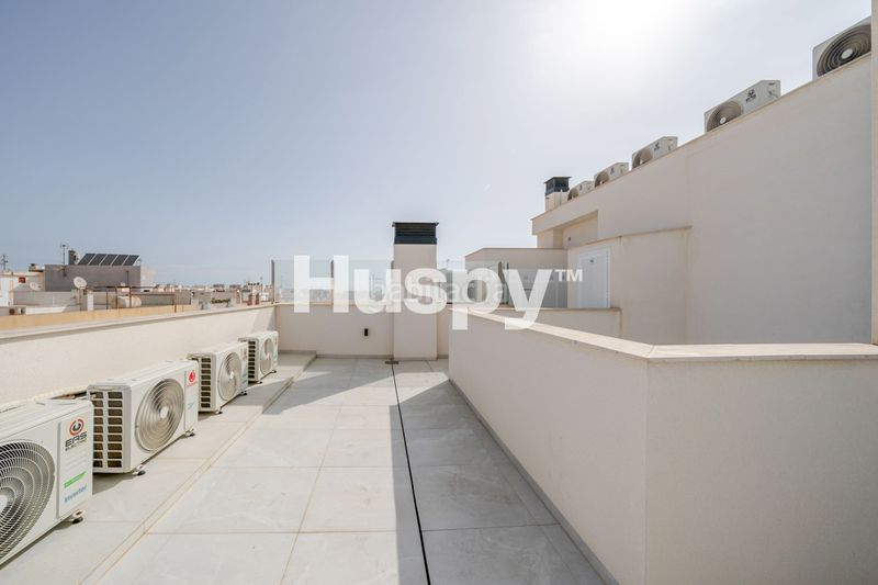 Foto 8253a051-f242-4a8a-872e-38a887fdc027. Etagenwohnung mit heizung pool in Las Piscinas Naturales Torrevieja