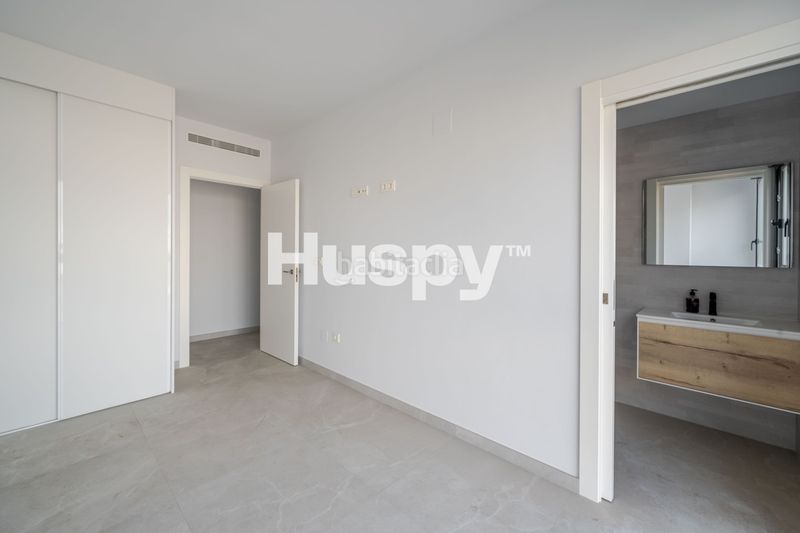 Foto 887fa344-df97-4f81-aa50-2d3aaae5a5f2. Etagenwohnung mit heizung pool in Las Piscinas Naturales Torrevieja
