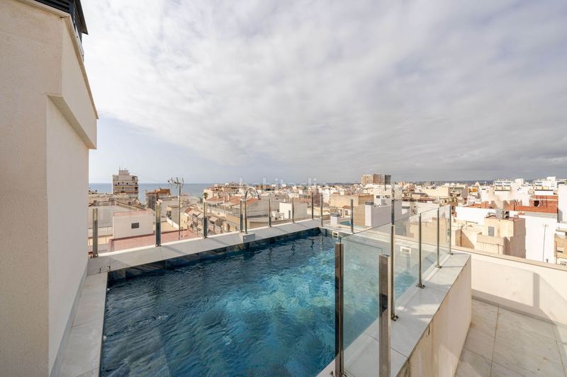 Foto c8a829b4-3b2f-4b6f-80a5-fdeb3d2930c6. Pis amb calefacció piscina a Las Piscinas Naturales Torrevieja