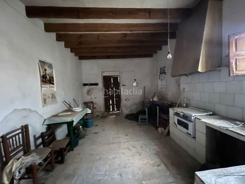 Foto 8ca89ac4-8a19-4047-81d1-b67c39545272. Casa amb calefacció aparcament a Jumilla