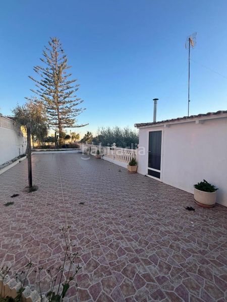 Foto 2d925658-d181-40a2-a364-da72200f8317. Casa amb calefacció aparcament piscina a Albatera