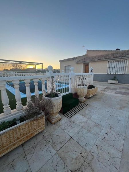 Foto e10d9396-2a71-4969-9a29-fd42b113d744. Casa amb calefacció aparcament piscina a Albatera