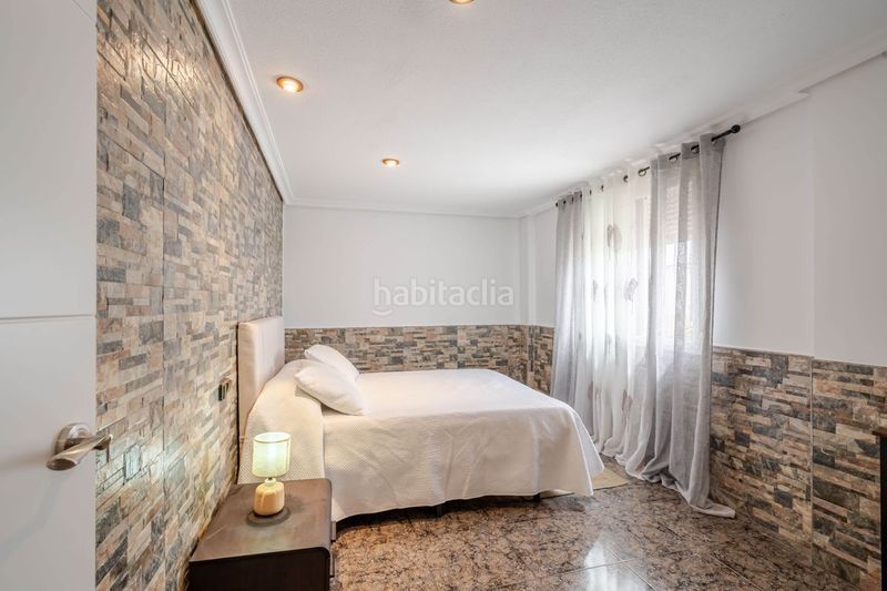 Foto f7737ce9-8904-486e-9059-1fb9a73d22d9. Casa amb calefacció aparcament piscina a Albatera