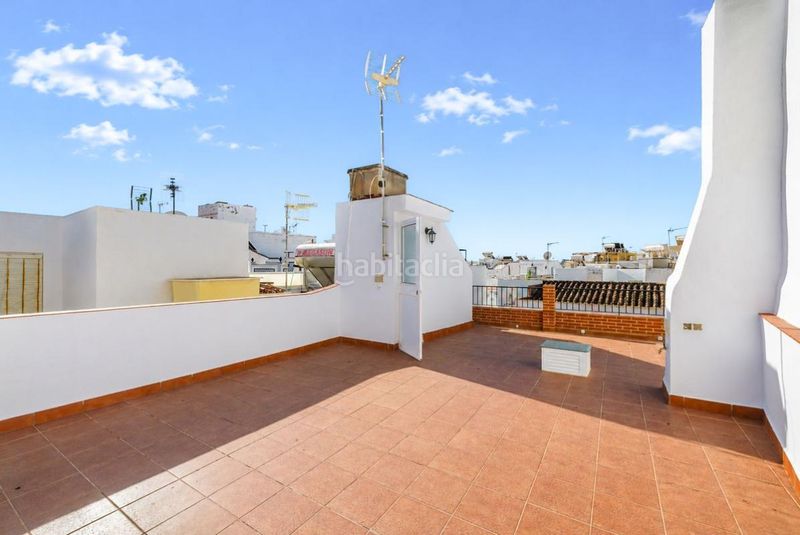 Foto 49e949da-4268-4ce4-87e1-81c9620fdcaa. Casa adossada amb calefacció a Centro Nerja