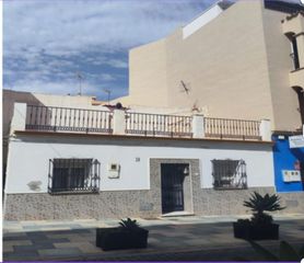 Casa  Calle fernando prados de