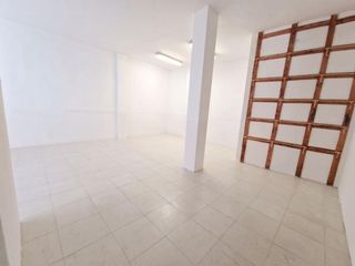 Local Comercial a Calle Río Vélez