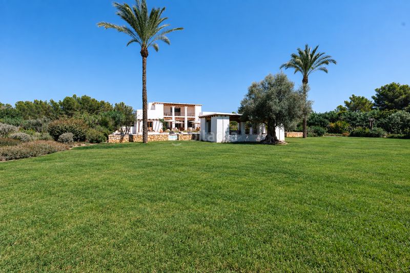 Foto f966219b-f364-4eb1-b67b-31c4ab8adba8. Casa amb calefacció a Santa Gertrudis Santa Eulària