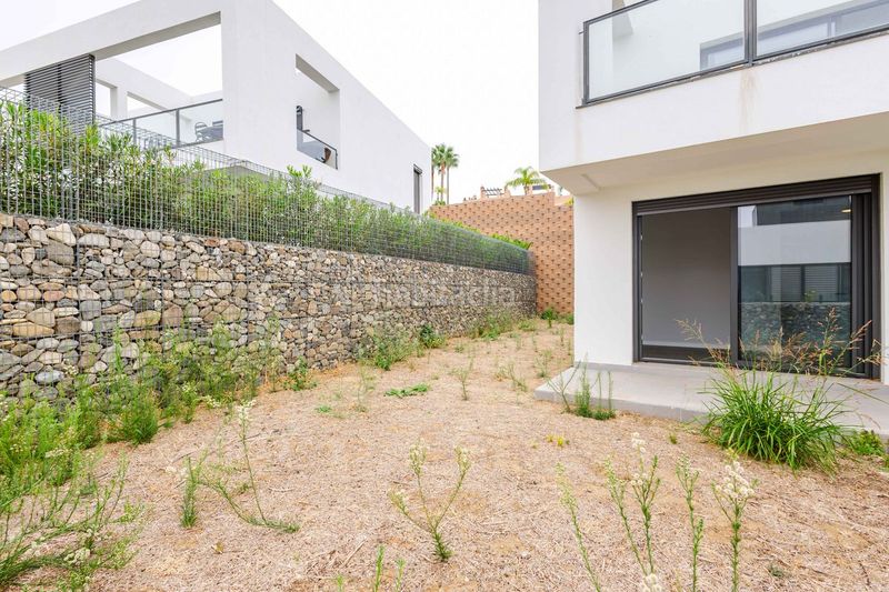 Foto 0cbb0138-ba1d-41a5-ad2e-d77662a5b8c9. Casa adossada amb calefacció aparcament piscina a Mijas
