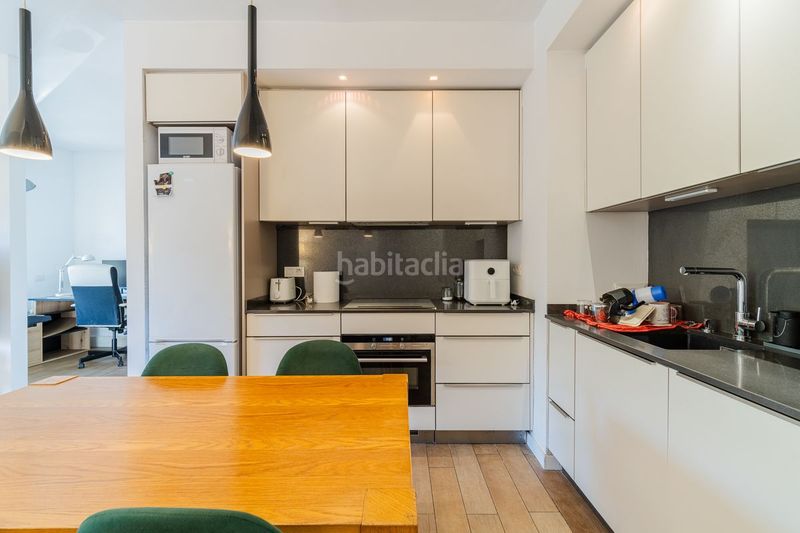 Foto bc4a1a83-93a1-4169-bd3a-b4c21aed7050. Pis amb calefacció a Sagrada Família Barcelona