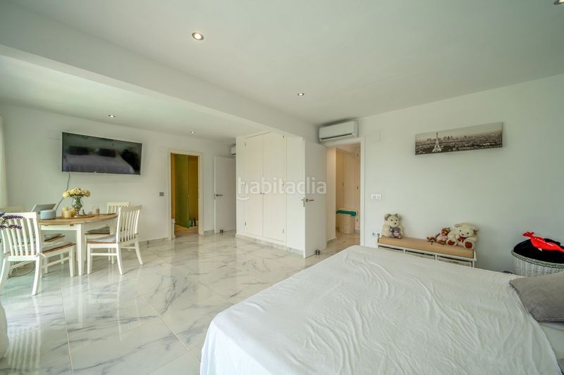 Foto 1da2eda3-ec8c-4158-bd61-7e2b2cdf632a. Casa amb calefacció a La Granadella - Costa Nova Xàbia