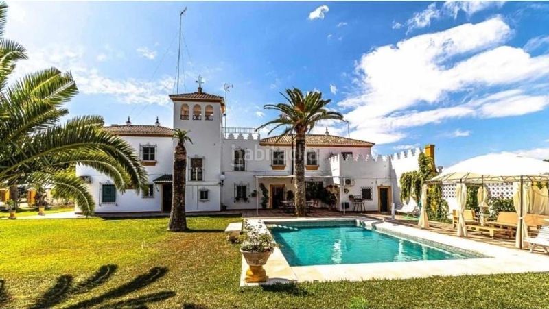 Foto 1328562d-28ef-421f-88fe-e171128a9e31. Casa amb calefacció piscina a Marchena