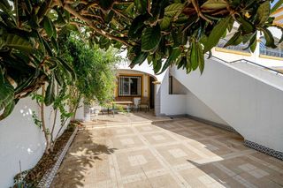 Casa bifamiliare  Avinguda d'escandinàvia