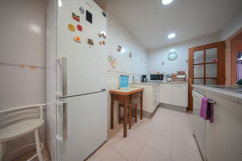 Foto c0ff4124-d80e-46a0-b508-c4956cf15da6. Pis amb calefacció a Adelfas Madrid