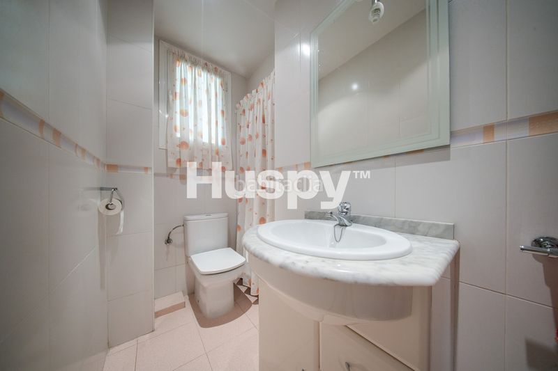 Foto 5938746b-b45e-42f2-98c3-eb16525bedfe. Piso en Adelfas Madrid